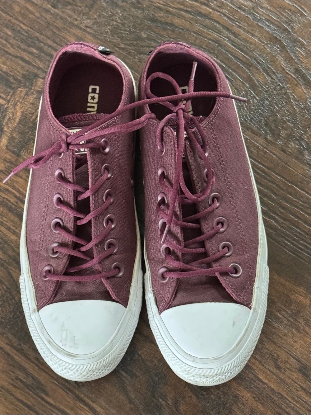 Converse Low Top Canvas Sneakers - Maroon